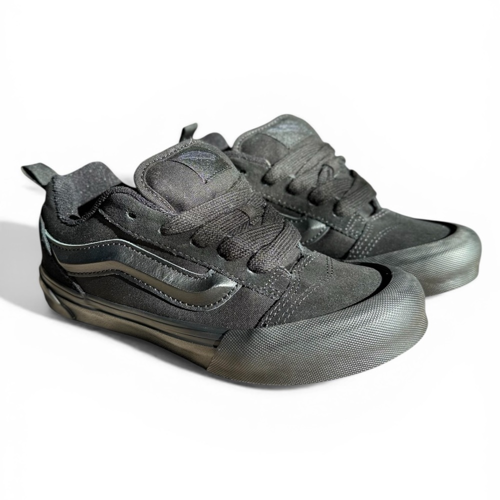 Vans Kids Old Skool Sneakers – Triple Black – Size 3 (Brand New)
